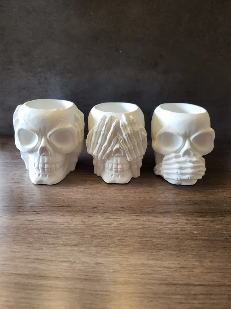 see no evil hear no evil skulls