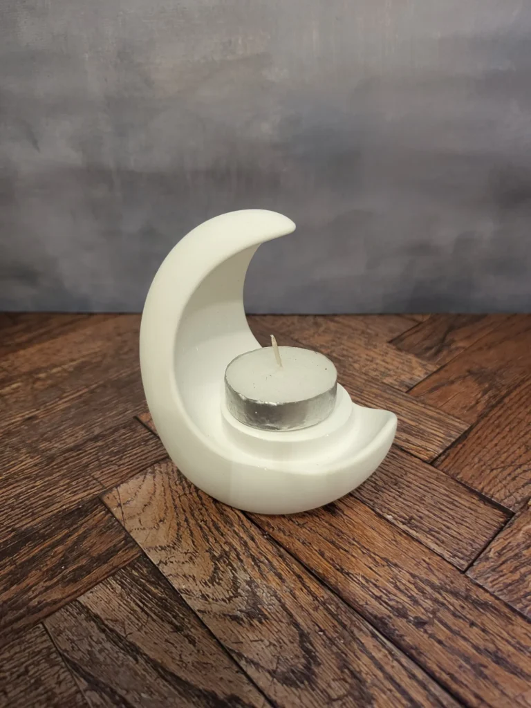 Crescent Moon Tealight Holder 1
