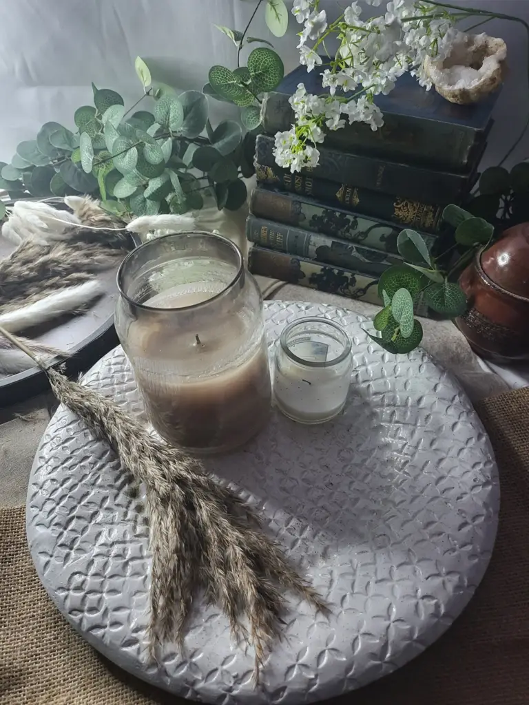 cream ceramic platter